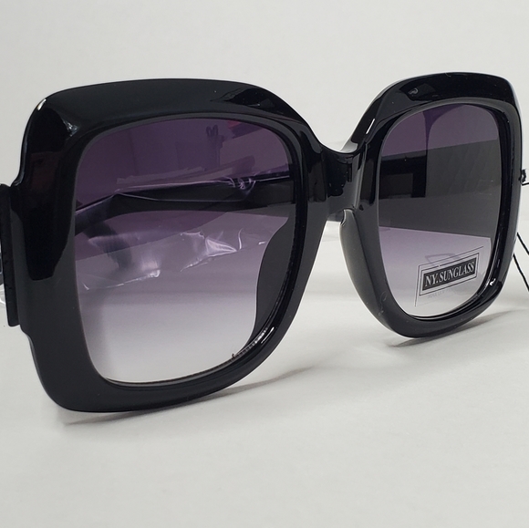 NY Sunglasses - Picture 4 of 10